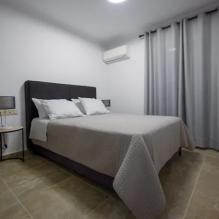Georgia Apartment, Benitses Corfu ベニテス