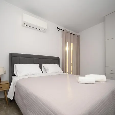 アパート Georgia Apartment, Benitses Corfu *