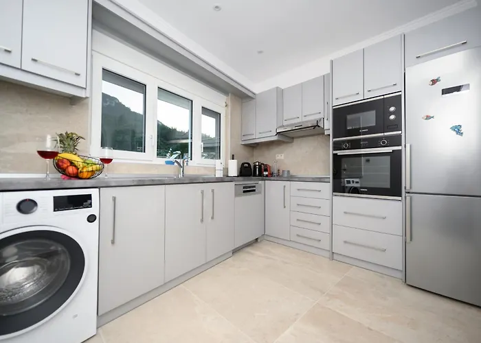 Georgia Apartment, Benitses Corfu Lägenhet *